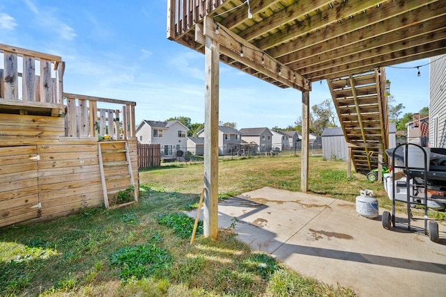 view of yard with a patio