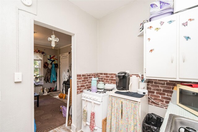1825 7th St, Des Moines, IA 50314 - photo 6