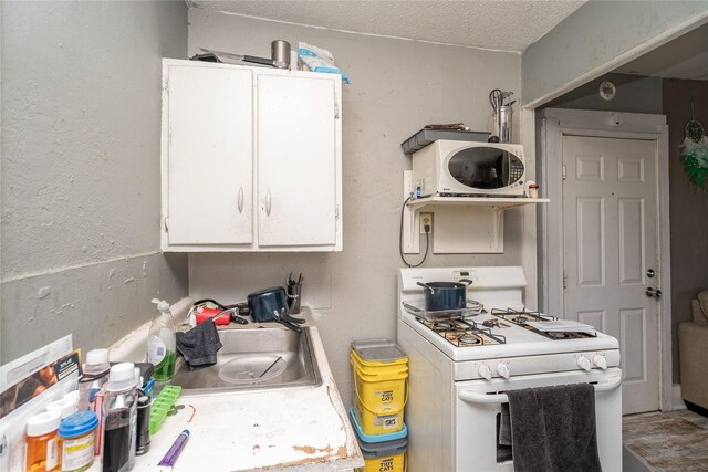 1825 7th St, Des Moines, IA 50314 - photo 7