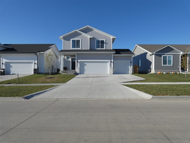 view of front of property with a front yard