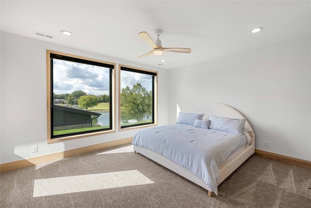 bedroom featuring carpet floors and ceiling fan