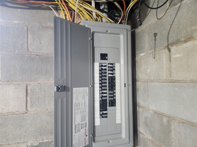 700HICKORYST Hickory St, Creston, IA 50801 - utilities with electric panel