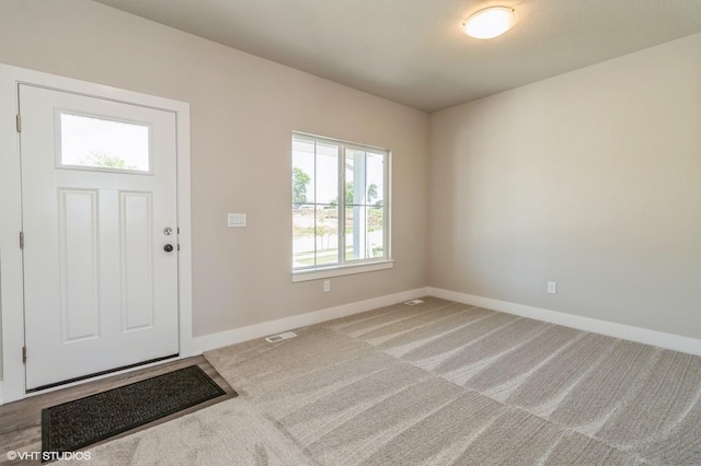 2426 E 50th Ct, Des Moines, IA 50317 - photo 2