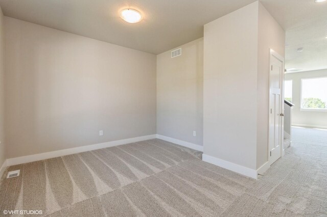 2426 E 50th Ct, Des Moines, IA 50317 - photo 3