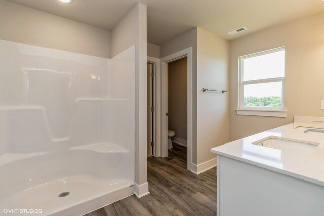 2426 E 50th Ct, Des Moines, IA 50317 - photo 12