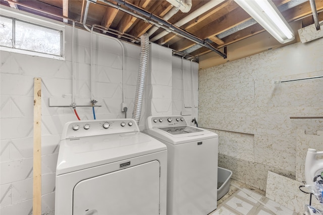 laundry room with washer and clothes dryer