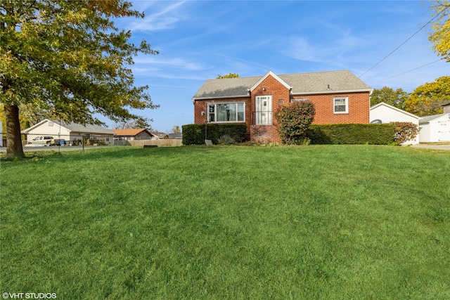 view of front of house with a front yard