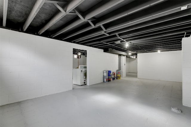 basement with washer / clothes dryer