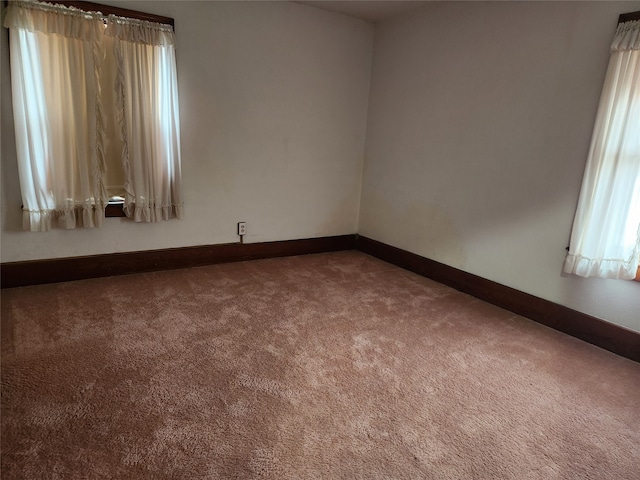 view of carpeted spare room