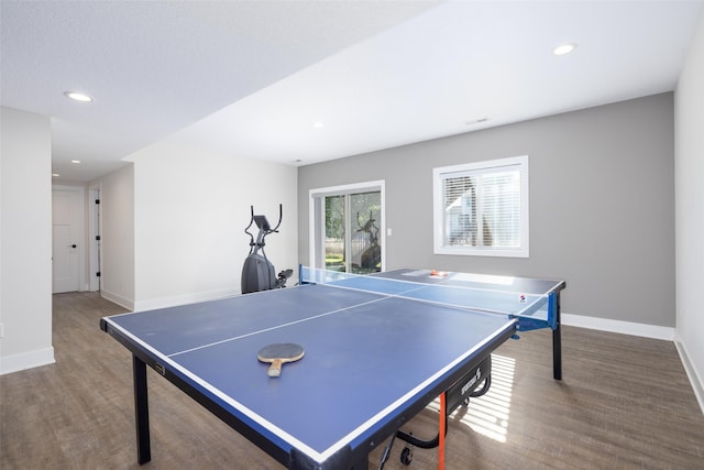 game room featuring visible vents, recessed lighting, wood finished floors, and baseboards