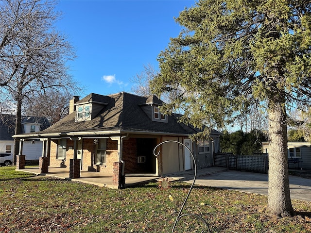 exterior space featuring a porch