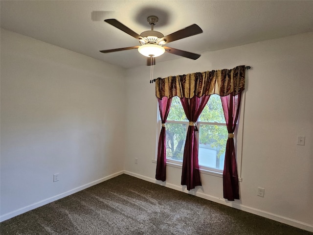 unfurnished room with carpet and ceiling fan