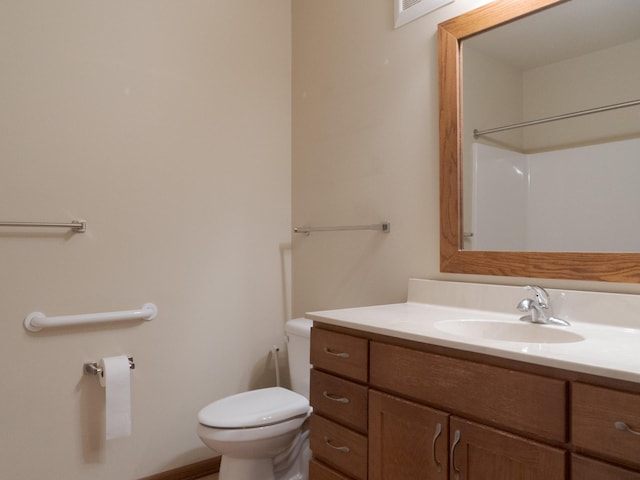 1370 SW Magazine Rd Unit 206, Ankeny, IA 50023 - full bath with vanity, toilet, and a shower