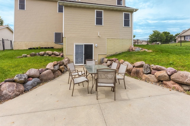 201 Elm Ave, Norwalk, IA 50211 - view of patio featuring outdoor dining area