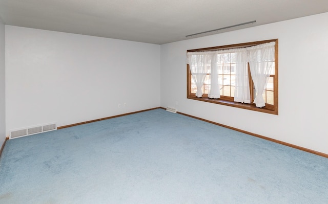 empty room featuring carpet