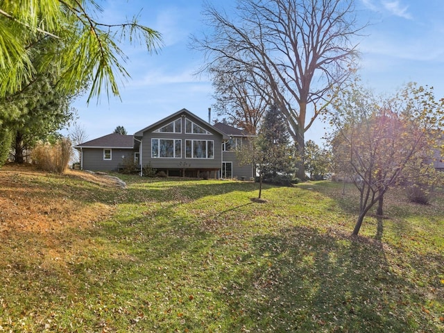 exterior space featuring a yard