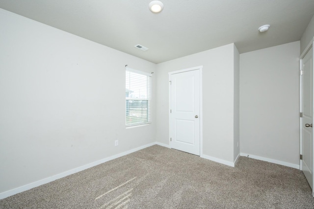 unfurnished bedroom featuring carpet floors