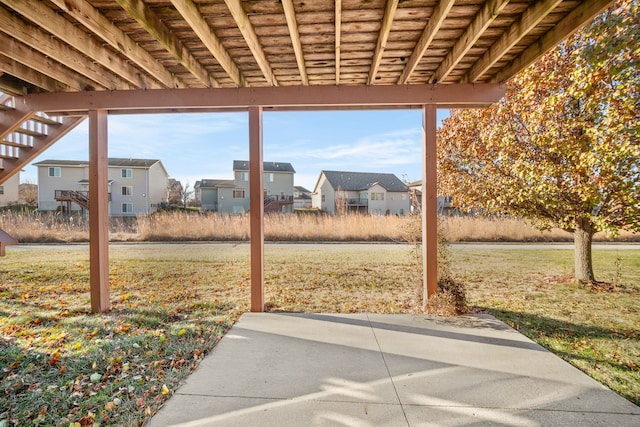 view of yard with a patio area