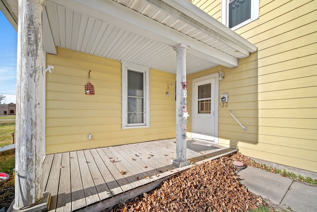 view of doorway to property