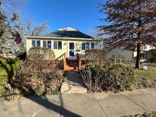 view of front of property