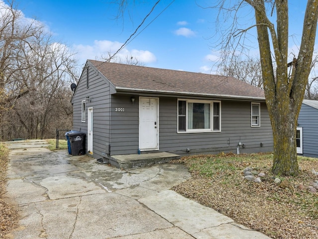 view of front of property