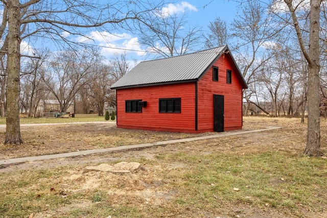 view of outdoor structure