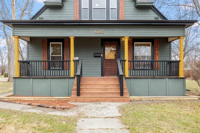 view of front facade with covered porch