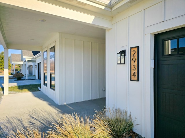 entrance to property with a porch