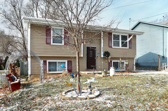 view of split foyer home