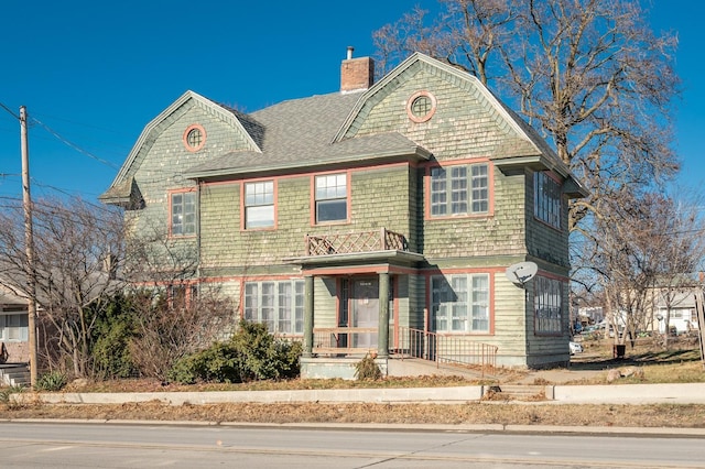 view of front of property