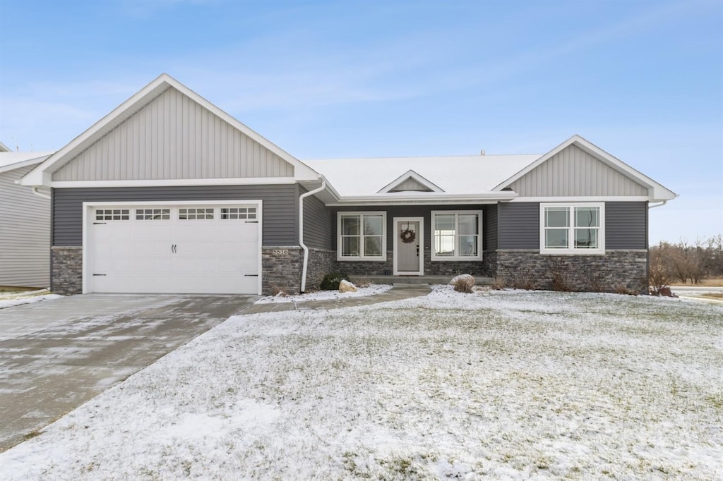 craftsman-style home featuring a garage