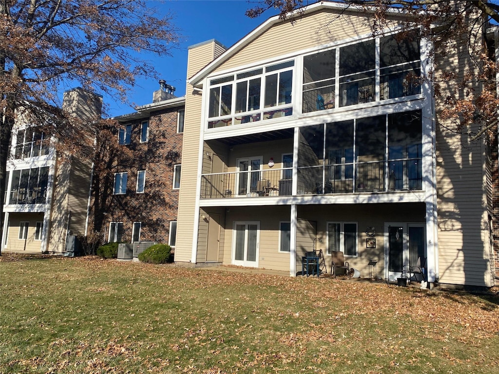 403 SE Delaware Ave Unit 106, Ankeny, IA 50021 - view of apartment building / complex with central air condition unit