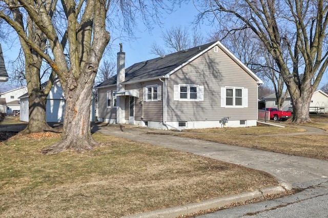 view of front of house with a front yard