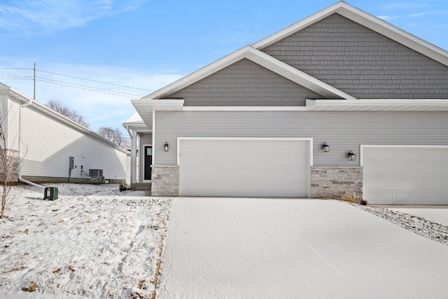 view of front of home featuring a garage