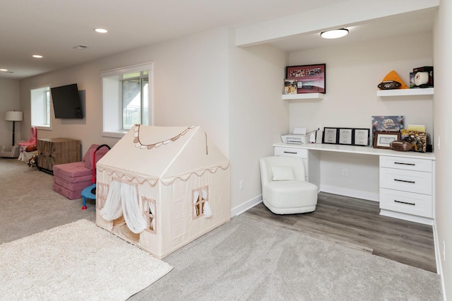 playroom with carpet floors