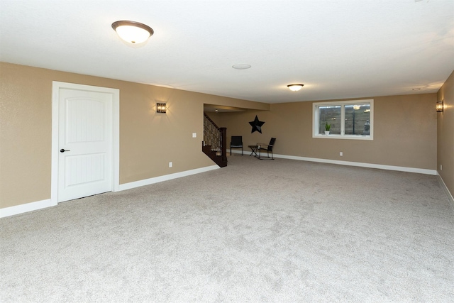 spare room with carpet flooring