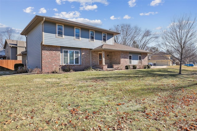 view of front property featuring a front lawn