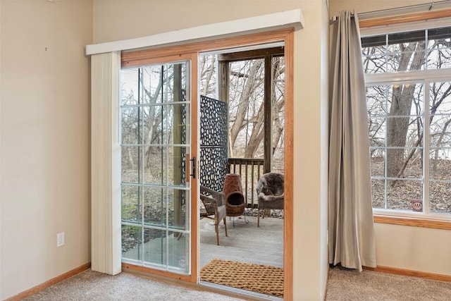 entryway featuring carpet