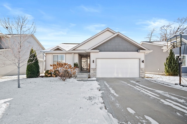 view of front facade with a garage