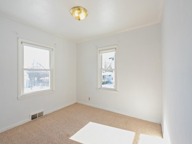 view of carpeted spare room