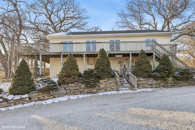 view of front facade with a deck