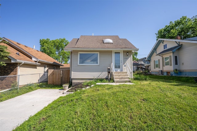 1141 Euclid Ave, Des Moines, IA 50313 - view of bungalow-style house