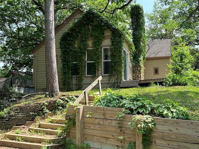 view of property exterior