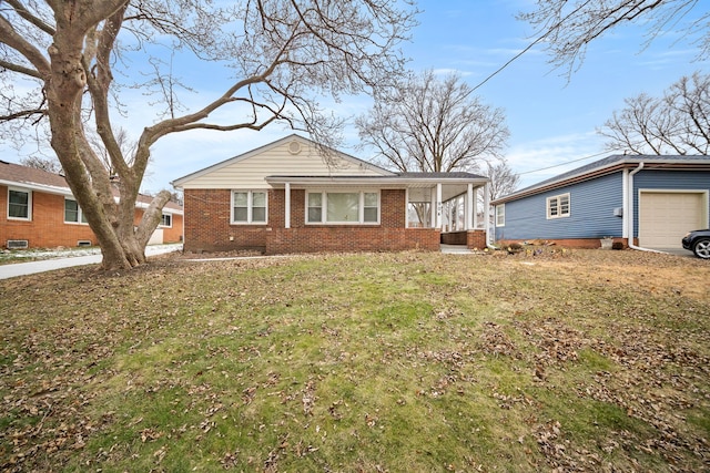 ranch-style house with a front yard