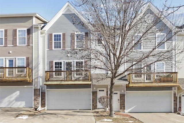 multi unit property featuring a balcony