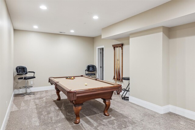 playroom featuring light colored carpet and billiards