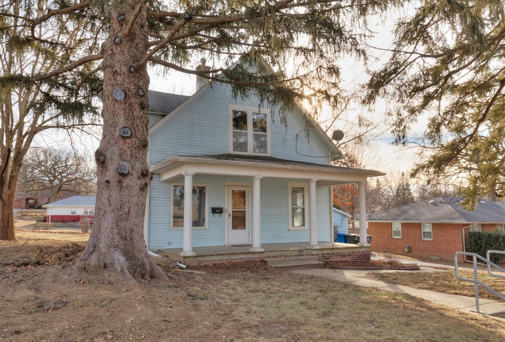 view of front of home with a porch