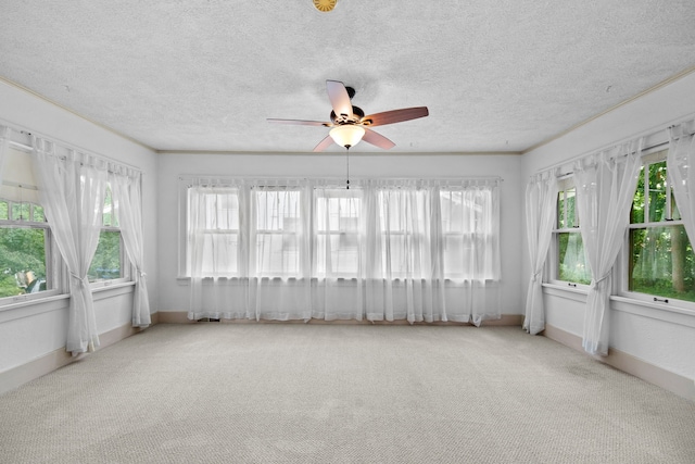 1001 42nd St, Des Moines, IA 50311 - view of unfurnished sunroom