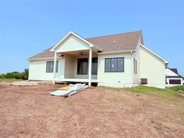 3034 NW Beechwood Dr, Grimes, IA 50111 - rear view of property featuring a ceiling fan and a shingled roof