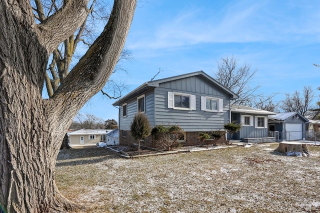 view of front of home